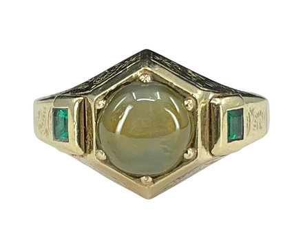 4.00 ct. cat's eye chrysoberyl and emerald ring in 14K gold