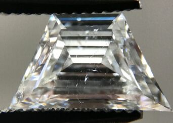 Trapezoid step cut diamond