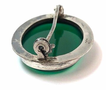 Modern safety catch is shown on this vintage brooch featuring chrysoprase set in .800 silver