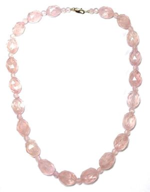 Faceted rose quartz bead necklace