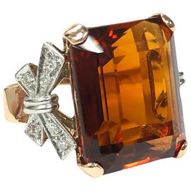 Retro Era Madeira citrine and diamond ring in a rose gold and platinum setting